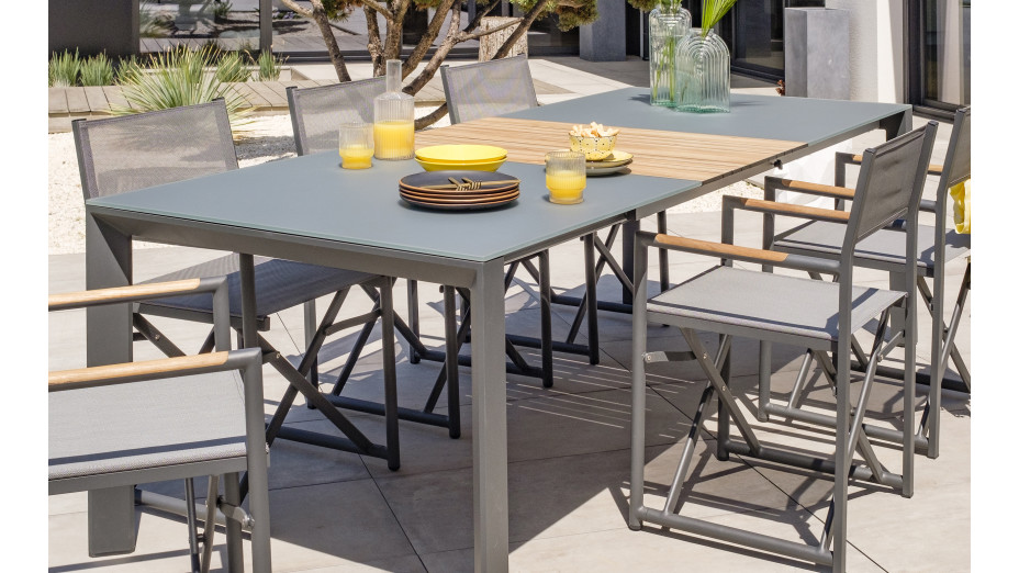 Table de jardin HONFLEUR (180/250x100 cm) aluminium avec plateau en verre et rallonge HPL imitation bois - GRIS ANTHRACITE