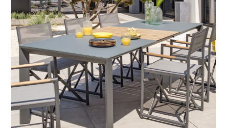Table de jardin HONFLEUR (180/250x100 cm) aluminium avec plateau en verre et rallonge HPL imitation bois - GRIS ANTHRACITE