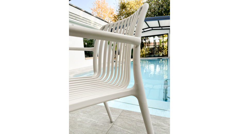 Fauteuil de jardin empilable TIAGO en polypropylène - SABLE