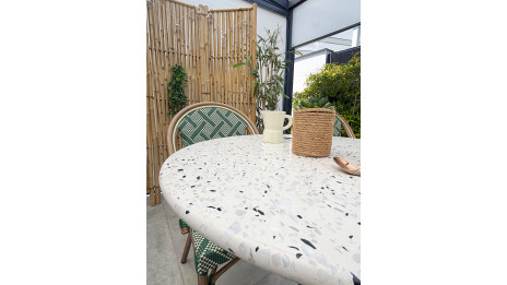Table ronde de jardin BISTRO (diam. 60 cm) en acier noir et plateau terrazzo - BLANC