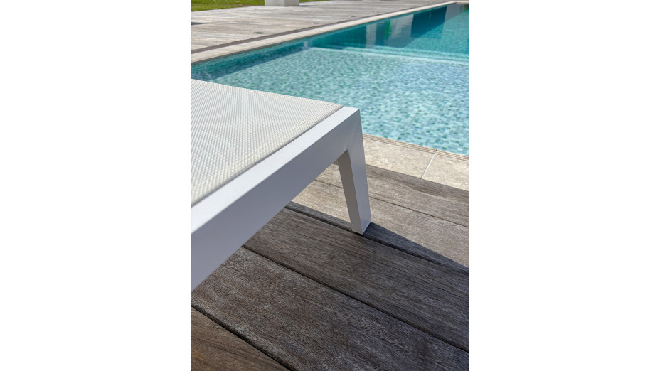 Bain de soleil multi-positions IBIZA en aluminium et textilène - BLANC