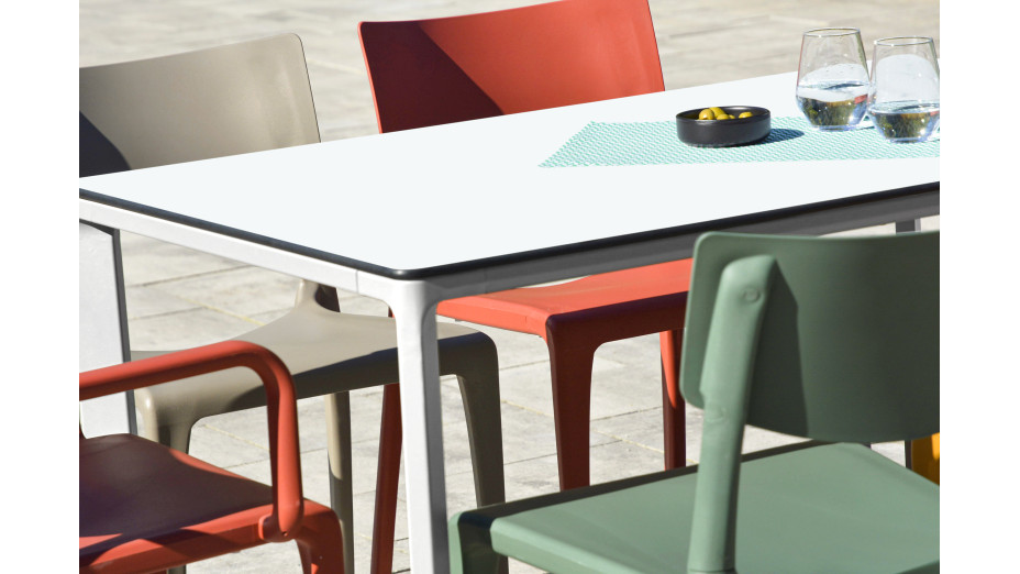 Table de jardin MEET (160x90 cm) en aluminium laqué et peinture Epoxy - BLANC