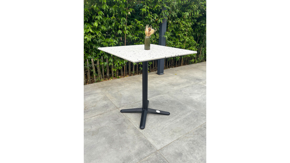 Table carrée de jardin BISTRO (70x70 cm) en acier noir et plateau terrazzo - BLANC