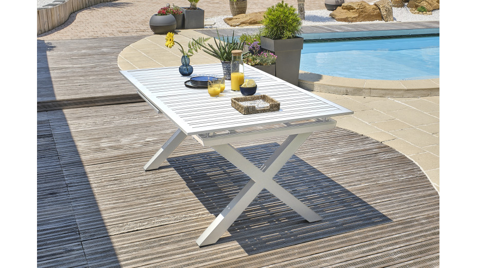 Lot composé d'une table de jardin FLORIDE-TB240-ALU-B avec rallonge et de 8 fauteuils FLORIDE-FT-BLANC empilables