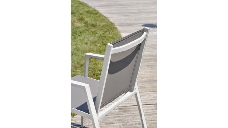 Lot composé d'une table de jardin FLORIDE-TB240-ALU-B avec rallonge et de 8 fauteuils FLORIDE-FT-BLANC empilables