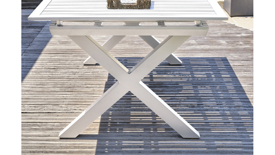 Lot composé d'une table de jardin FLORIDE-TB240-ALU-B avec rallonge et de 8 fauteuils FLORIDE-FT-BLANC empilables