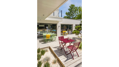 Lot composé d'une table de jardin MARIUS-TB70-CARMIN pliante et de 2 chaises MARIUS-CP-CARMIN pliantes