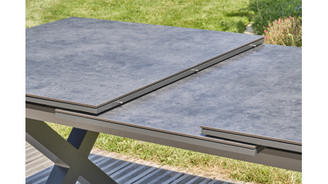 Table de jardin FLORIDE (180/240x100 cm) en aluminium et plateau en céramique avec rallonge automatique - GRIS ANTHRACITE