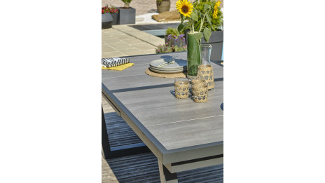 Table de jardin OLHOS (191/251x95 cm) avec rallonge automatique en aluminium et céramique - GRIS ANTHRACITE