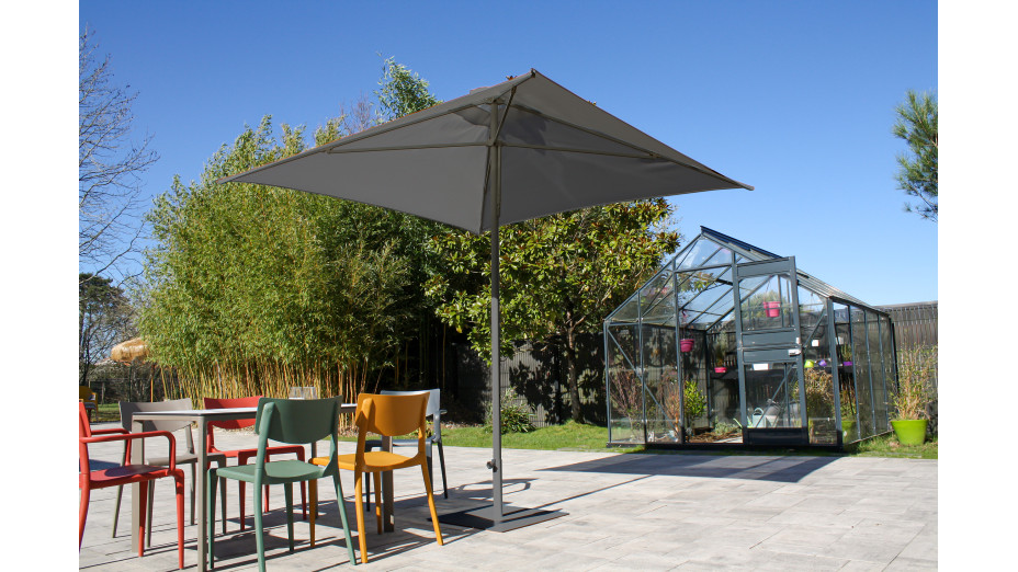 Parasol ouverture push-up EOLO (250x250 cm) en aluminium laqué et toile OLEFIN® - GRIS ANTHRACITE