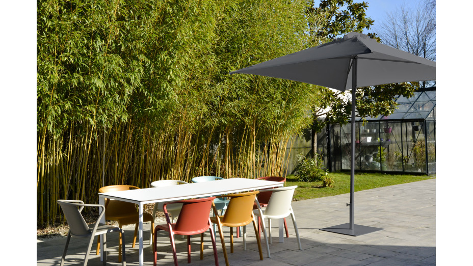 Parasol ouverture push-up EOLO (250x250 cm) en aluminium laqué et toile OLEFIN® - GRIS ANTHRACITE