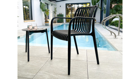 Lot composé de 2 fauteuils de jardin TIAGO-FT-NOIR empilables
