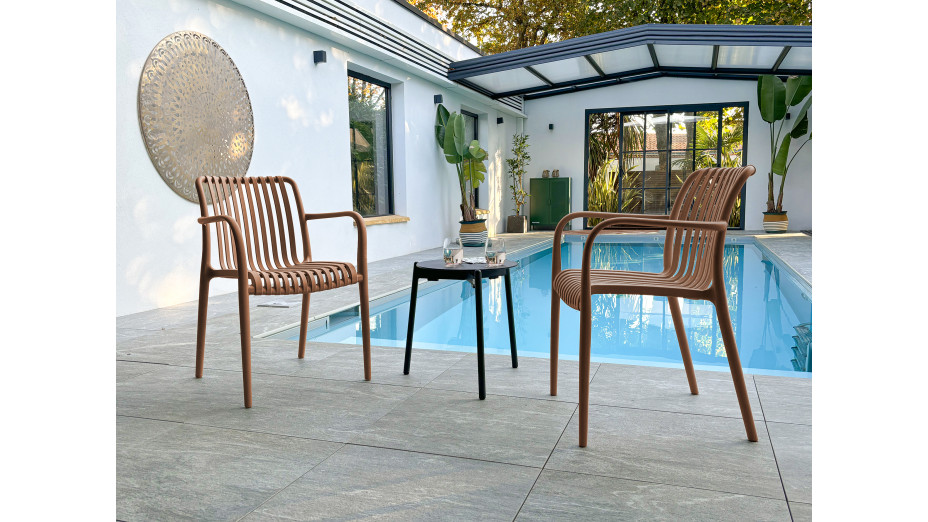 Fauteuil de jardin empilable TIAGO en polypropylène - TERRACOTTA