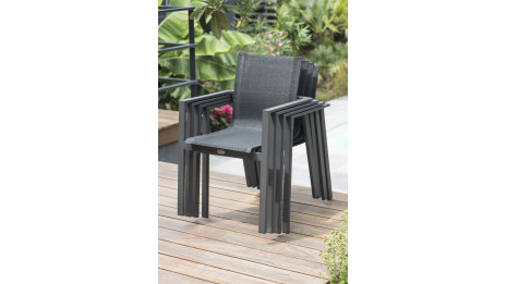 Lot composé d'une table de jardin VENISE-TB200 et de 8 fauteuils ALU-MIAMI-FT empilables