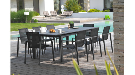 Lot composé d'une table de jardin ALU-MIAMI-TBALU avec rallonge et de 8 fauteuils ALU-MIAMI-FT empilables