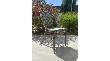 Fauteuil de jardin empilable BISTRO en aluminium effet bois et textilène - VERT