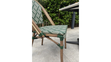 Lot composé d'une table de jardin BISTRO-TB70-TRZ et de 2 fauteuils BISTRO-FT-TEX-VERT empilables
