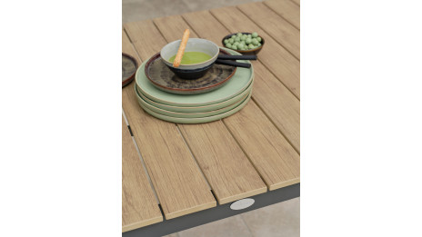 Lot composé d'une table BOSTON-TB150 et de 6 fauteuils de jardin empilables DIEGO-FT-GRISANTH