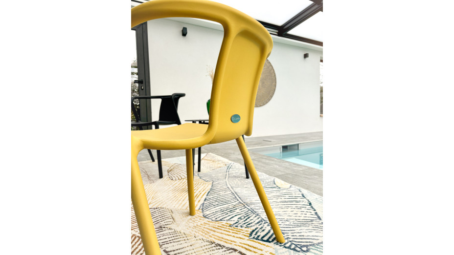 Lot composé de 2 fauteuils de jardin DIEGO-FT-MOUTARDE empilables