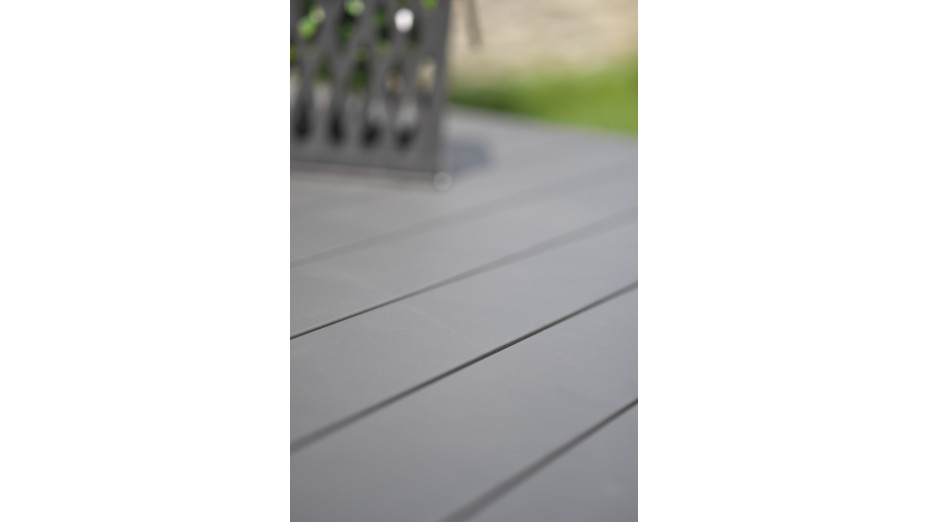 Lot composé d'une table de jardin ALU-MIAMI-TBALU avec rallonge et de 6 fauteuils ALU-MIAMI-FT empilables