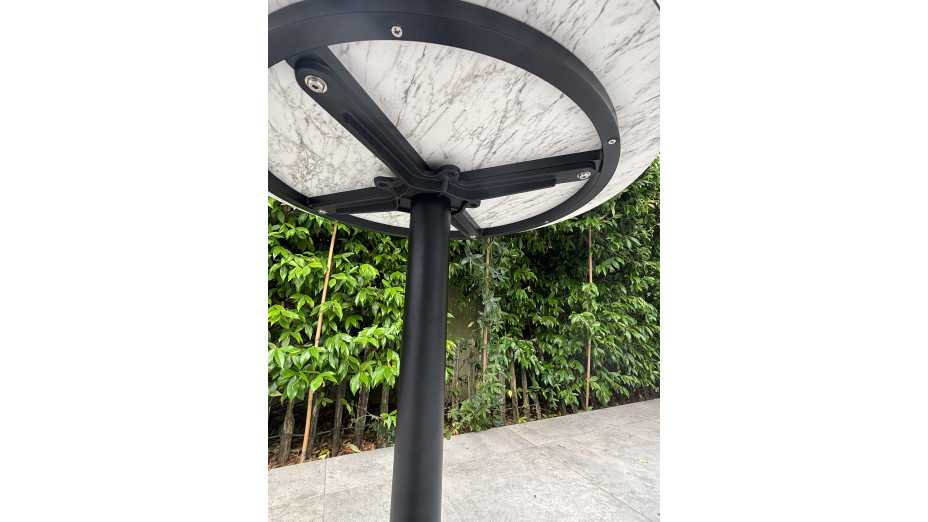 Lot composé d'une table de jardin BISTRO-TB60-HPL-MB et de 2 fauteuils BISTRO-FT-TEX-VERT empilables