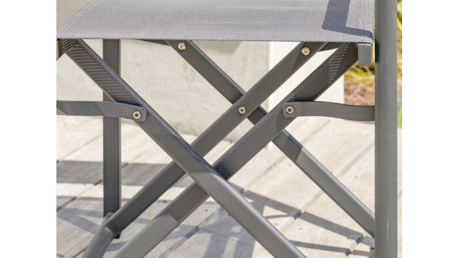 Lot composé d'une table de jardin HONFLEUR-TB250 avec rallonge et de 8 fauteuils pliants HONFLEUR-DC