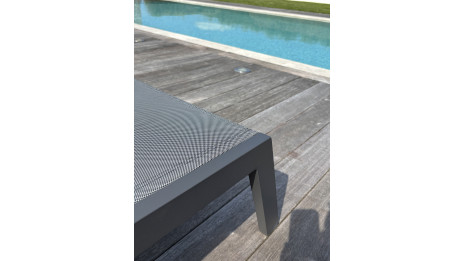 Lot composé de 2 bains de soleil multi-positions IBIZA-CL-NOIR