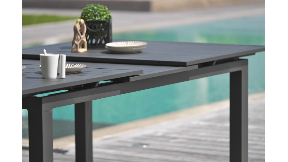 Lot composé d'une table de jardin MIAMI-TB300 avec rallonge et de 12 fauteuils ALU-MIAMI-FT empilables