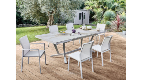 Chaise Delia